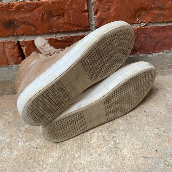 Madden Girl Womens 9 Beige Suede Breezy Sherling Ankle Booties Boot Sneakers - Picture 6 of 8